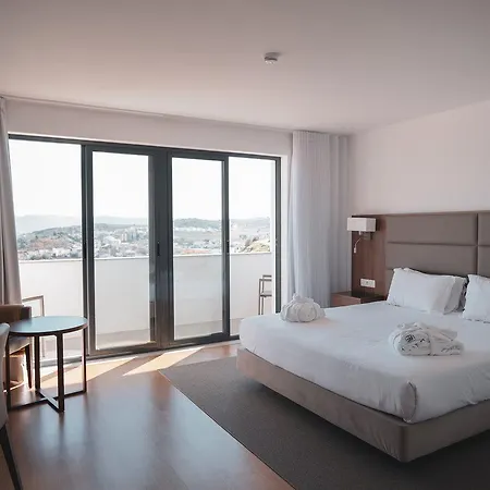 Hotel Freixo Douro Superior 4*