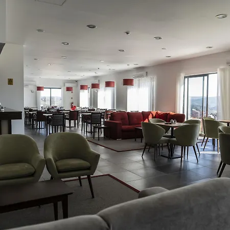 Freixo Douro Superior 酒店 4*