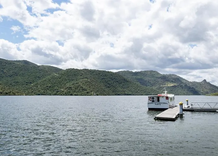 Freixo Douro Superior Hotel 4*