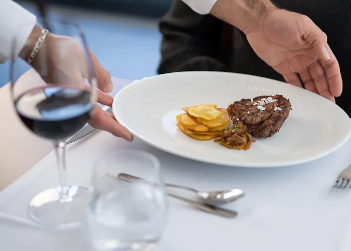 Hotel Freixo Douro Superior 4*